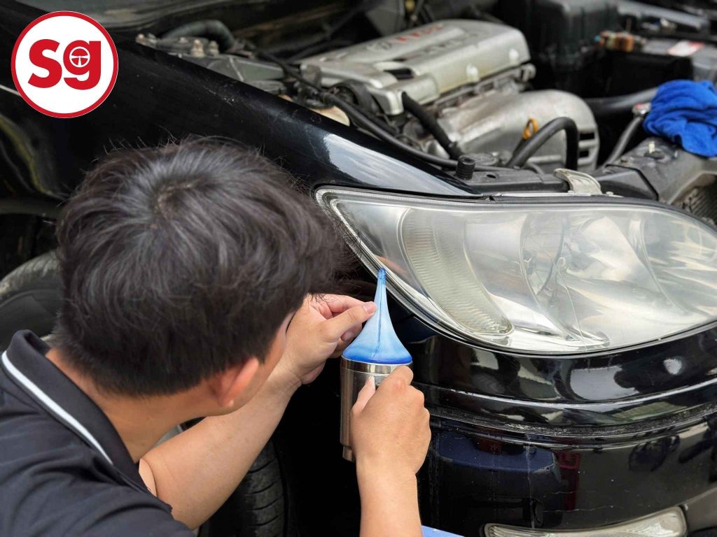 Giá phục hồi đèn ô tô tại TP.HCM