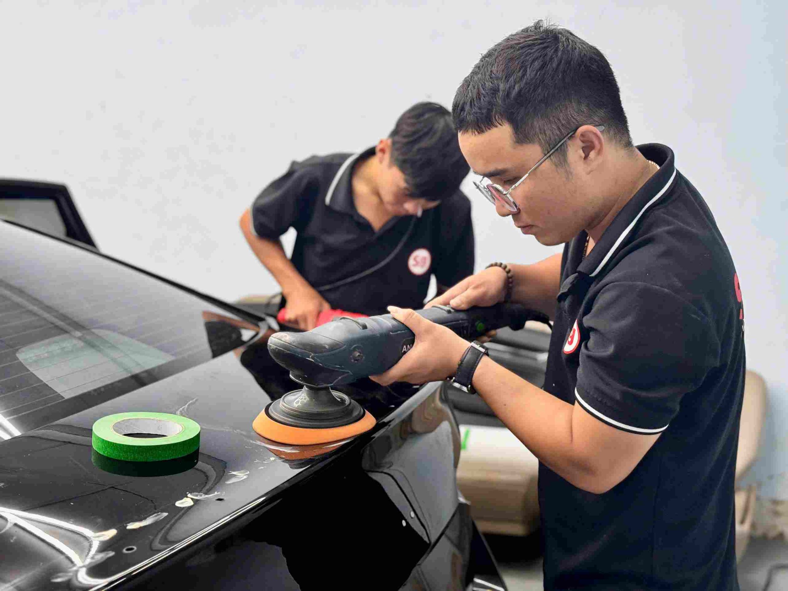 Bảng giá tham khảo đánh bóng sơn xe ô tô