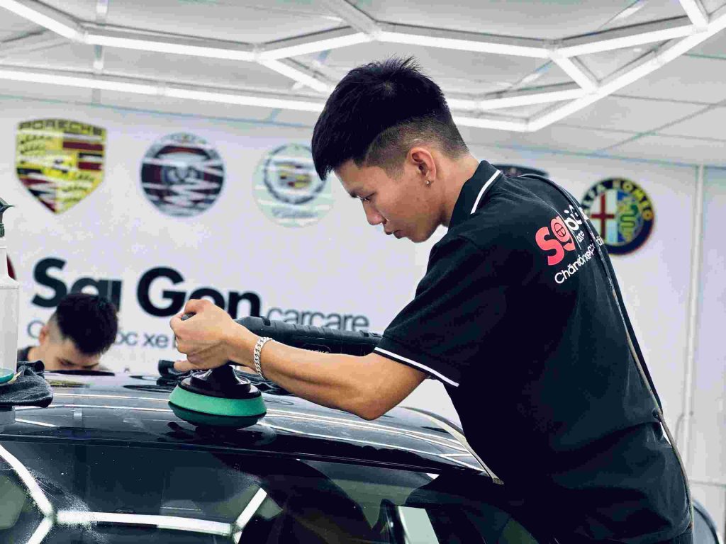 Lợi ích khi đánh bóng xe ô tô định kỳ